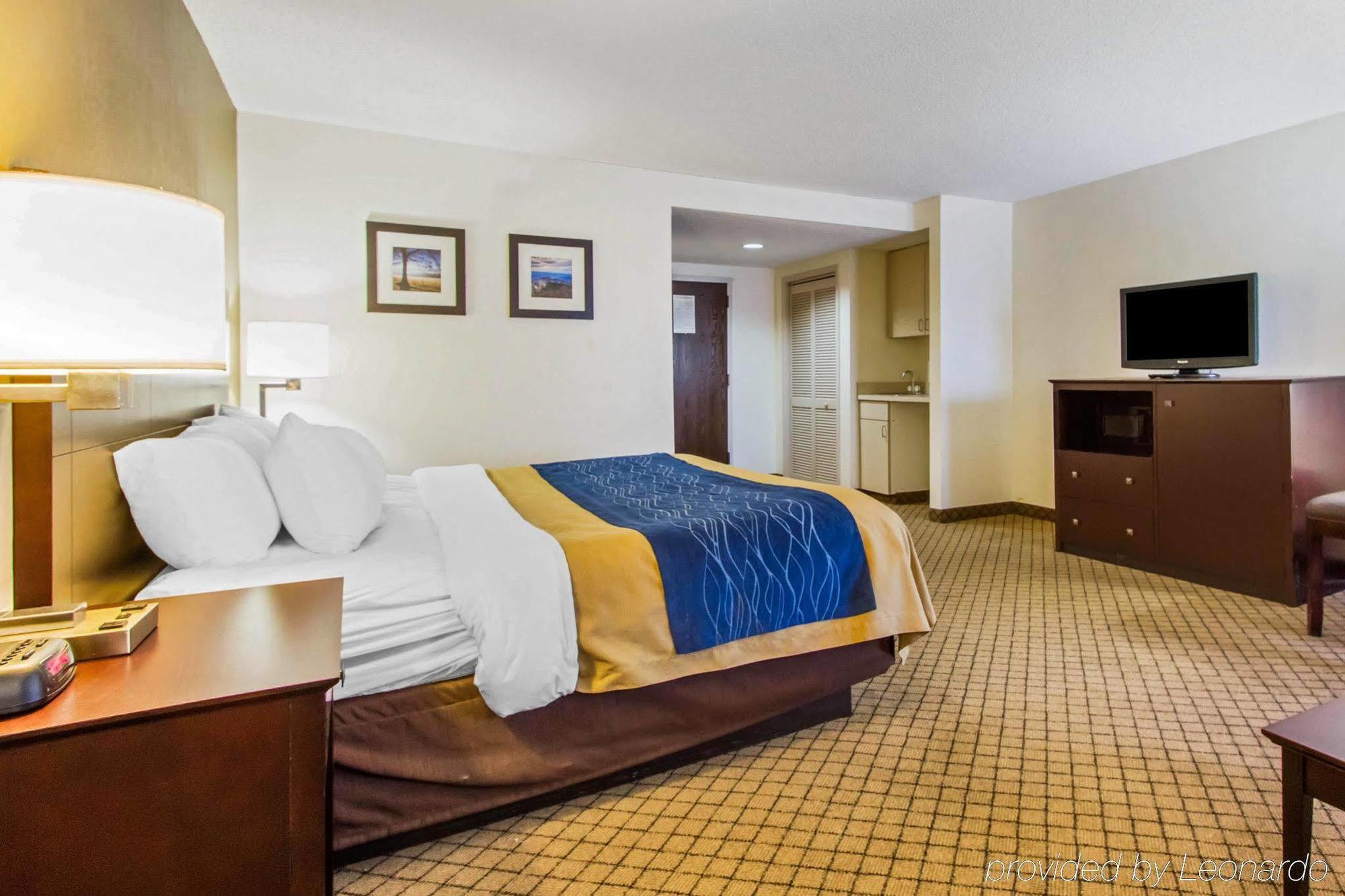 Quality Inn Clarksville - Exit 11 Bagian luar foto