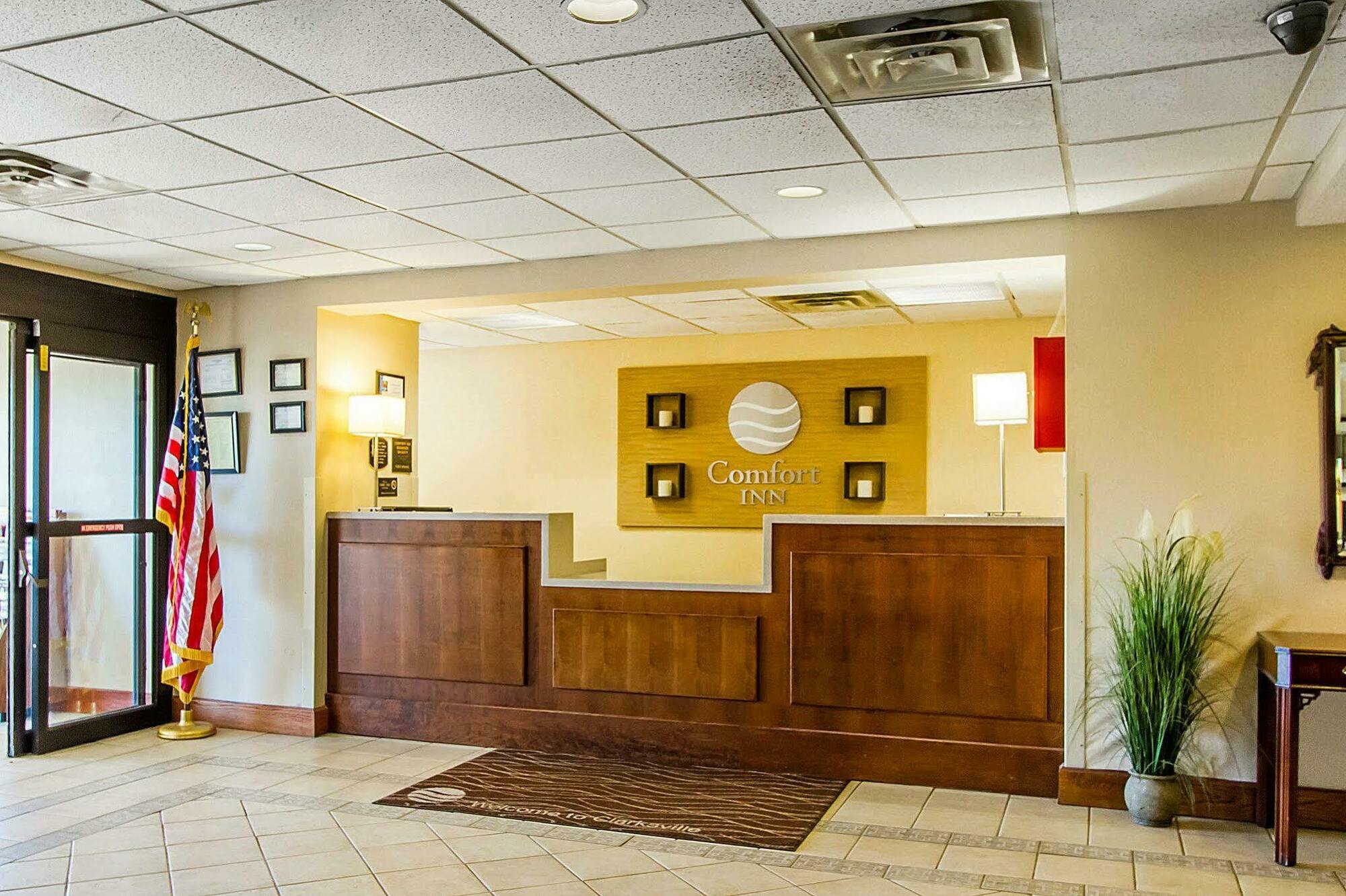 Quality Inn Clarksville - Exit 11 Bagian luar foto