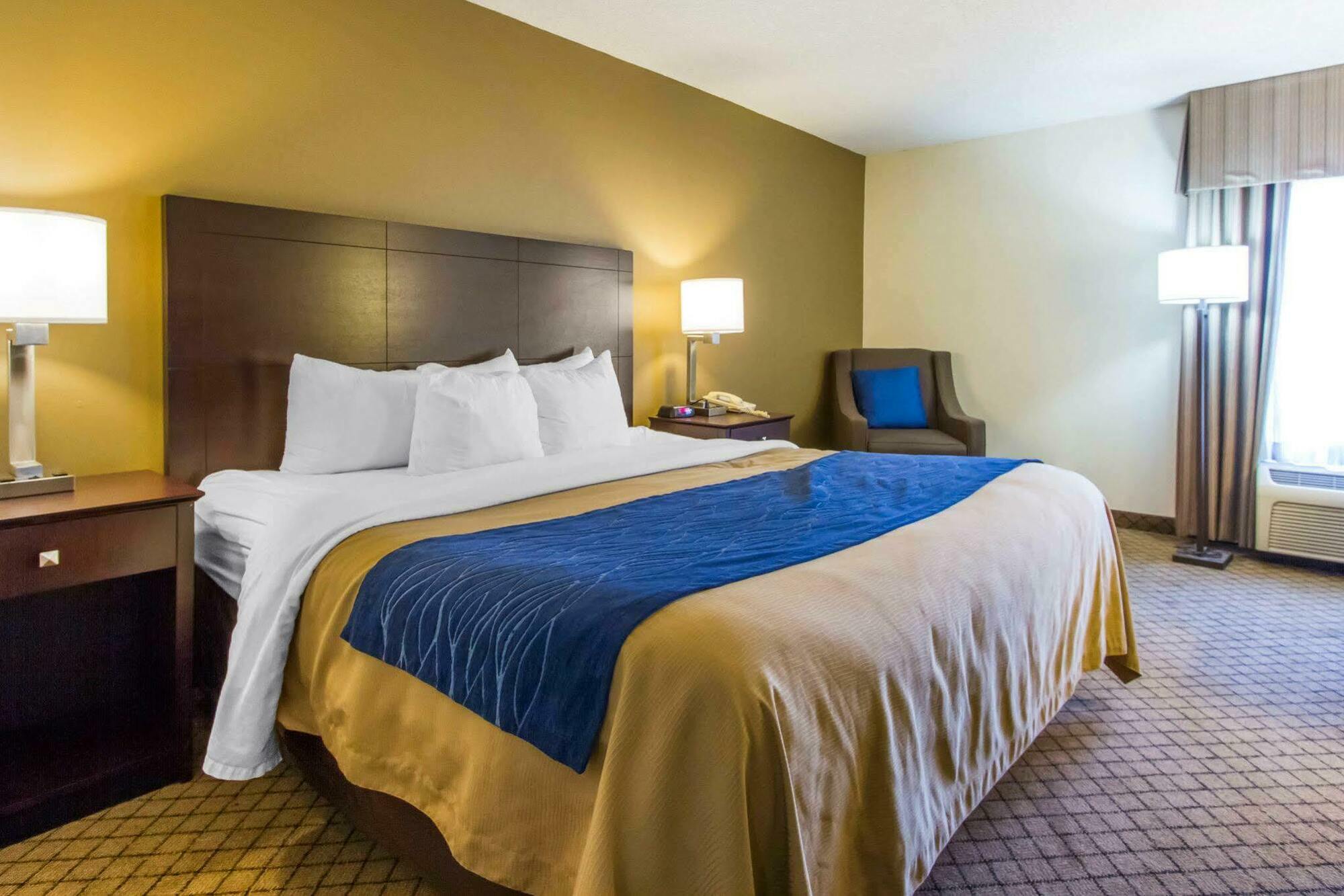 Quality Inn Clarksville - Exit 11 Bagian luar foto